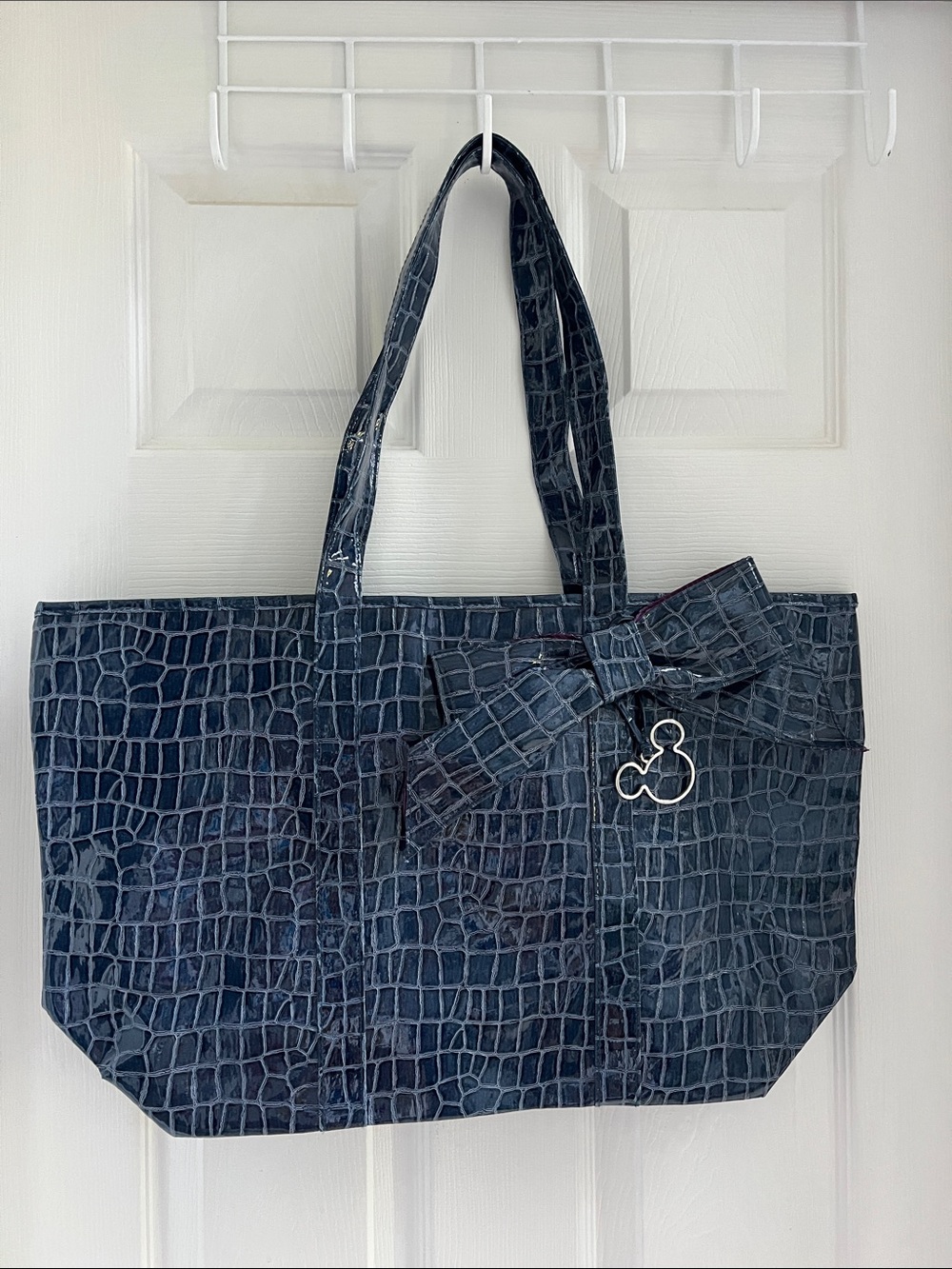 NWOT!! Walt Disney World/Disneyland Mickey Mouse Blue Faux Leather Croc Tote